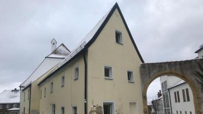 Bild: Wilhelm Amann
Zunächst sollte diese Altstadt-Immobilie für nur 30000 Euro den Eigentümer wechseln. Nach Vorliegen eines Wertgutachtens wurde sie nun für 55000 Euro verkauft.