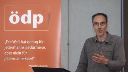 Bild: Hirsch
Sönke Siebold bewirbt sich für die ÖDP um das Bundestagdirektmandat im Wahlkreis Schwandorf.