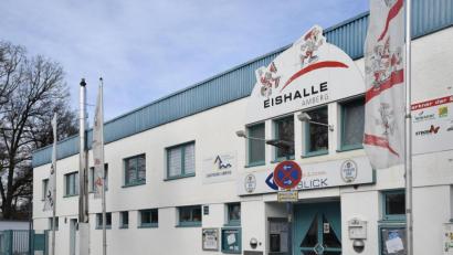 Bild: Petra Hartl
Im Zuge des Projekts Sportpark am Schanzl ist auch ein Anbau an die Eishalle geplant.