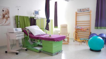 Bild: Klinikum/Dietl/exb
Ein Kreißsaal im Klinikum St. Marien Amberg.