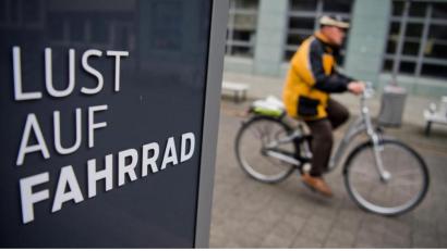 Bild: Julian Stratenschulte
Im Landkreis Tirschenreuth nahmen insgesamt 325 Beschäftige aus rund 140 verschiedenen Betrieben an der Aktion „Mit dem Rad zur Arbeit“ teil.
