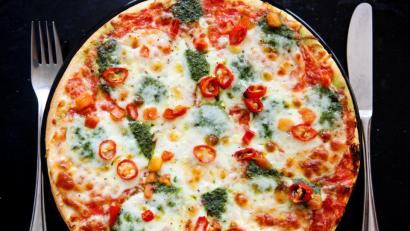 Bild: Oliver Berg/dpa
Gut essen und trotzdem nicht kochen müssen - auch das geht in der Coronakrise.