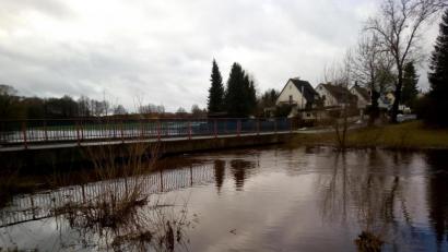 Bild: fpoz
Regen und Schneeschmelze sorgen für Hochwasser in Waldershof.