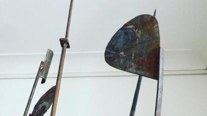 Bild: Christina Lanzl
Für das Mitmach-Kunstobjekt werden Metallteile gesucht. Sie können unter anderem diese Form haben.