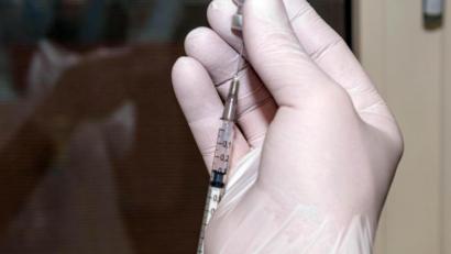 Bild: Klinikum/Wendl/exb
Sowohl mit dem Impfstoff von Biontech/Pfizer als auch von Moderna wurde das Klinikum St. Marien Amberg beliefert.