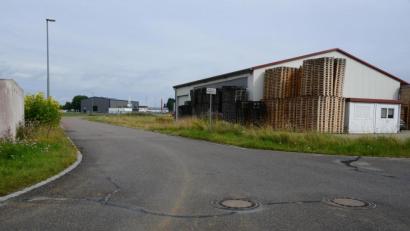 Archivbild: bey
Im Gewerbegebiet "Zankeltrad" werden noch Erschließungskosten abgerechnet. Somit werden auch die Anlieger an diesen Straßen noch zur Kasse gebeten.