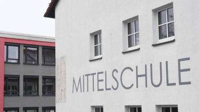 Bild: Gabi Schönberger
Die Mittelschule Neustadt ist eine von 15 Mittelschulen im Landkreis und in der Stadt Weiden.