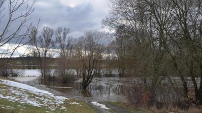 Bild: ak
Auch dieser Weg am Stausee war nicht mehr befahrbar.