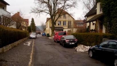 Bild: fpoz
In der Klostergasse wird das erlaubte Tempo auf 20 km/h reduziert.