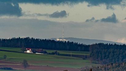 Bild: Uwe Weiß
Der Ochsenkopf von Amberg aus gesehen. Das Foto entstand am 4. Februar vom Erzberg aus.