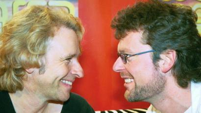 Bild: Kunz
Peter Meyer (rechts) hatte den richtigen Riecher. Um die berühmte Moderatorennase vor den Boxhieben von Axel Schulz in Sicherheit zu bringen, hatte Thomas Gottschalks Management den Projektleiter zu "Wetten, dass ..?" nach München eingeladen.