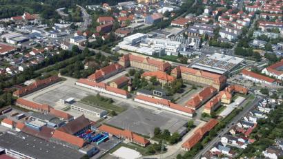 Archivbild: Bernd Georgi
Die Leopoldkaserne aus der Luft. Das Areal ist 10,7 Hektar groß.