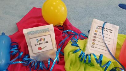 Bild: Nina Rossow
Der "Fasching aus der Tüte" sorgt bei den Freudenberger Hammermühlenkindern für ein Lächeln im Gesicht.