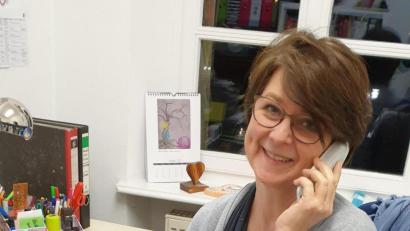 Bild: Jessika Wöhrl-Neuber/exb
Diplom-Psychologin Evelyn Gäbler musste am Telefon Überstunden machen. So groß war das Interesse an der neuen Gruppe für Menschen mit Depressionen.