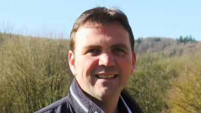 Bild: jp
Jugendbeauftragter Jürgen Rubenbauer stellte die Ergebnisse der ersten digitalen Jugendumfrage dem Marktrat vor.