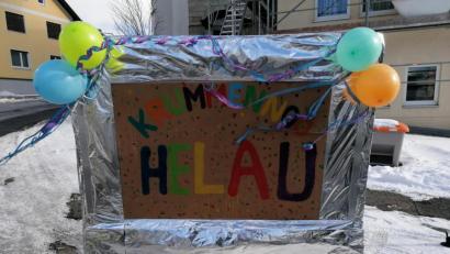 Bild: vsr
Ein buntes "Krummennoo, Helau" begrüßte die Faschingsnarren im Krummennaaber Faschings-DriveIn.
