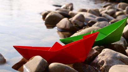 Bild: d-jukic - stock.adobe com
Die Papierboot-Übung wird auch in der Verhaltenstherapie angewandt.