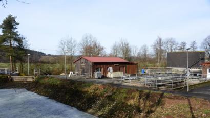 Bild: bey
Für die Ertüchtigung der Kläranlage in Luhe muss der Markt Luhe-Wldenau nach den Vorarbeiten in diesem Jahr dann ein Jahr später tief in die Tasche greifen. Ob das auch zu Änderungen bei den Abwassergebühren führen wird, wurde in der Marktgemeinderatssitzung noch nicht angesprochen.