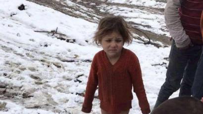 Bild: exb
Ohne Schuhwerk kommen oft Kinder auf dem Balkan bei Eis und Schnee zu den Hilfstransporten. Die Aktion "Für das Leben und die Hoffnung" startet deshalb eine Sammelaktion für Kinderschuhe.