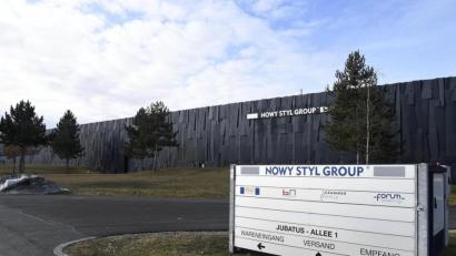 Bild: Petra Hartl
Das futuristische Firmengebäude von Nowy Styl im Industriegebiet Schafhof II im Gemeindegebiet von Ebermannsdorf. Das Unternehmen plant die Verlagerung der Produktion und die Entlassung von 50 Mitarbeitern.