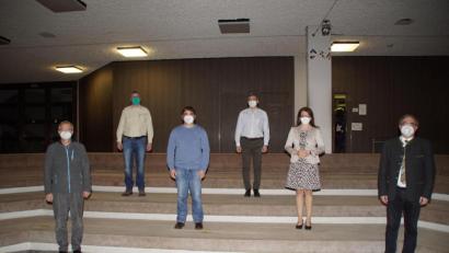 Bild: mmj
Dem Führungsquartett des CSU-Ortsverbandes mit (von links) Dr. Stephan Beer, Christian Weinfurtner, Michael Pfistermeister (Vorsitzender) und Martin Paa senior gratulierten die CSU-Fraktionsvorsitzende im Kreistag, Martina Englhardt-Kopf, und MdL Alexander Flierl.