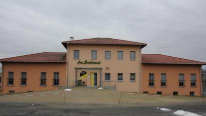 Bild: kro
Das schmucke Sportheim des FC ist seit Monaten geschlossen. Auch die VHS-Kurse, die im Sportheim stattfanden, sind ersatzlos gestrichen worden.