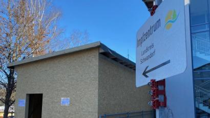 Bild: cv
Die Impfrate im Nabburger Impfzentrum steigt. Die Verantwortlichen gehen davon aus, dass bis Mitte Februar bis zu 2000 Menschen pro Woche im Landkreis Schwandorf geimpft werden können.