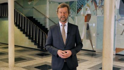 Bild: OTH Regensburg/Torsten Pajonk
OTH-Präsident Wolfgang Baier hofft, dass die Corona-Lage die Jubiläumsfeierlichkeiten im Sommer zulässt.