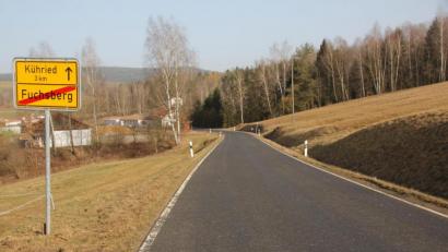 Bild: frd
Für den Kreisstraßenbau zwischen Fuchsberg und Kühried sind 2,7 Millionen Euro eingeplant.
