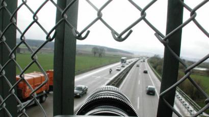 Archivbild: Karin Wilck
Der Lkw-Fahrer war in eine Abstandsmessung geraten. Sein Einspruch gegen den Bußgeldbescheid hatte keinen Erfolg.