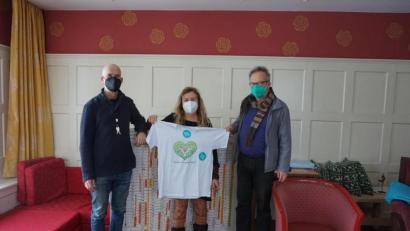 Bild: eib
Andreas Materne (links) und Uli Jung (rechts) vom Vorstand der Genossenschaft eG sowie Organisatorin Karin Magnus (Mitte) sehen zuversichtlich in die Zukunft der Nature Community.