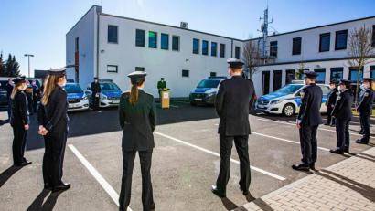 Bild: Bundespolizei/exb
Vereidigung der neuen Mitarbeiter bei der Bundespolizeiinspektion Selb.