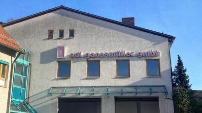 Bild: stg
Das ehemalige Ganssmüller-Gebäude, in dem auch das "Übergangs-Rathaus" während der Generalsanierung untergebracht war, ist mittlerweile von der Stadt Kemnath gekauft worden.