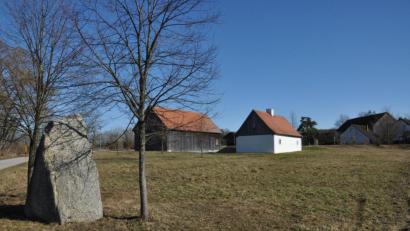Bild: ws
In diesem Frühjahr steht die Einweihung des Hirthauses in Hohenwald auf dem Programm. Am Gebäude sollen noch eine Sitzgruppe sowie eine Info-Stele errichtet werden.