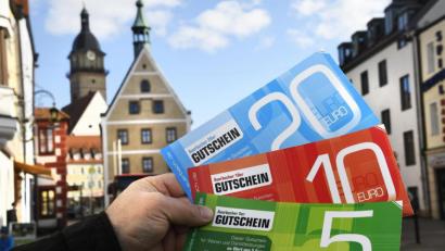 Bild: Petra Hartl
Einen "Auerbacher Gutschein" gibt es bereits. Dessen System müsste wohl etwas verändert werden, wenn die CSU-Idee der kommunalen Wirtschaftsförderung auf Gutschein-Grundlage verwirklicht werden sollte.