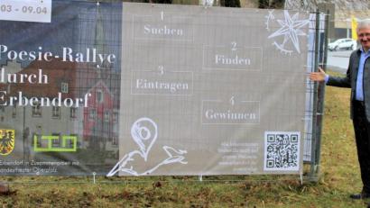 Bild: ckl
Erbendorfs Bürgermeister Johannes Reger ist gespannt auf die Ergebnisse der Poesie-Rallye.