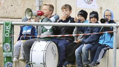 Bild: zg
Die Rufe des Nachwuchs werden immer lauter: Vor allem die jüngsten Sportler wollen wieder raus auf den Platz und sich mit ihren Freunden messen. Zumindest für die Jüngsten hält der Bund-Länder-Beschluss einige Lockerungen parat. Zumindest in Regionen mit niedrigen Inzidenzwerten.
