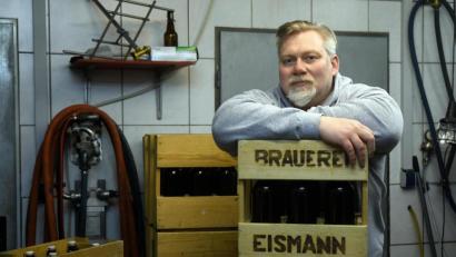 Bild: Gabi Schönberger
Michael Eismann packt zusammen. Seine Brauerei in Altenstadt/WN scheitert an der Coronakrise.