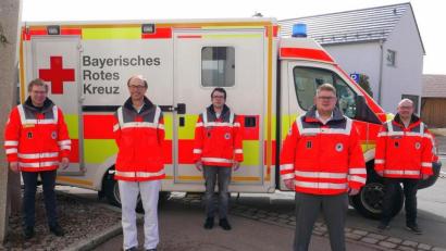 Bild: Bianca Kolnhofer /exb
Patrick Wolf leitet das BRK Neunburg vorm Wald. Im Bild das Führungsteam mit (von links) Maximilian Lang, Walter Heigenhauser, Artur Fritz, Patrick Wolf und Toni Seidel.