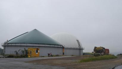 Bild: bnr
Der Biogasanlage in Deindorf soll eine Klärschlammtrocknungsanlage angegliedert werden. Der Marktrat steht dem Vorhaben skeptisch gegenüber.