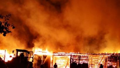 Archivbild: FFW Ursensollen/exb
Vier Großbrände fordern die Ursensollener Wehr im vergangenen Jahr, darunter ein Feuer im Ortsteil Ullersberg.