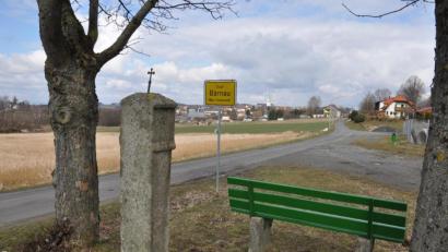 Bild: ws
Die kleinen Straßen um Bärnau finden sich im Kernwegenetz. Zwölf von ihnen könnten über das Projekt der IKom saniert werden. Wann dies passiert ist aber noch offen. Der Prioritätenliste hat der Stadtrat zugestimmt.