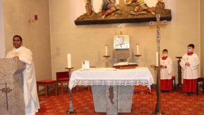Bild: pi
"Mit väterlichem Herzen hat der heilige Josef Jesus geliebt und ist auch uns mit gleichem väterlichen Herzen zugetan", sagte Pfarrer Julius Johnrose.