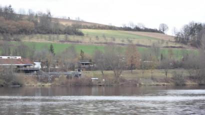 Bild: bnr
Nördlich des Campingplatzes am Stausee plant ein Investor eine PV-Freiflächenanlage. Der Gemeinderat ist strikt gegen dieses Vorhaben.