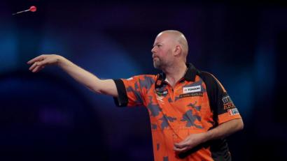 Bild: Bradley Collyer/dpa
Raymond van Barneveld ist zurück auf der PDC-Tour. Deswegen bedarf es noch einiger Terminabsprachen für das geplante Darts-Event in Weiden.