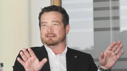 Bild: Gabi Schönberger
Rückendeckung für Uli Grötsch: Die Intrigen-Vorwürfe von Florian Post halten die meisten Oberpfälzer Genossen für unbegründet.