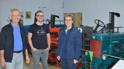 Bild: Benkhardt
Bürgermeisterin Marion Höcht mit Mann und Sohn im Museum des Grandlhofs.