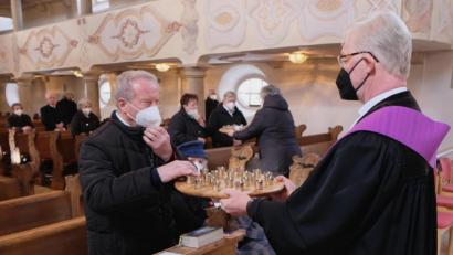 Bild: le
Die erste Zusammenkunft in diesem Jahr durch die Senioren im Klub 70 der evangelischen Kirchengemeinde St. Johannes Baptista stand unter dem Motto: Jesus, der sichere Anker..
