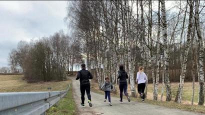 Bild: gz
Die ersten TSV-Mitglieder machen sich für die Kinderkrebshilfe bereits auf den Weg.