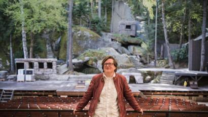 Archivbild: Nicolas Armer/dpa
Die künstlerische Leiterin der Wunsiedler Luisenburg-Festspiele, Birgit Simmler,